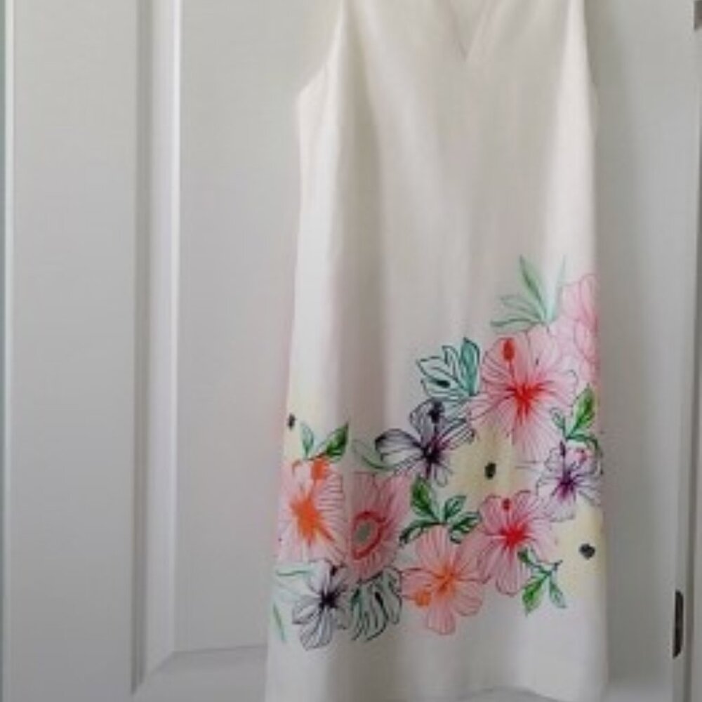 TOMMY BAHAMA White Linen Dress Size small  w/beautiful flowers - Picture 2 of 4